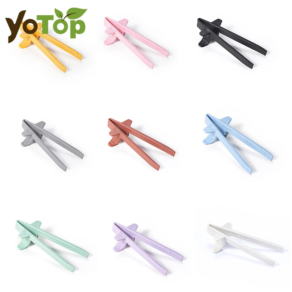 Eco-Friendly Finger Chopsticks – Clean Snack Tool for Gaming, Work & Study