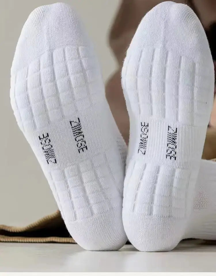 Men Cushioned Basketball Crew Socks (Thick Towel Bottom, Non-Slip)